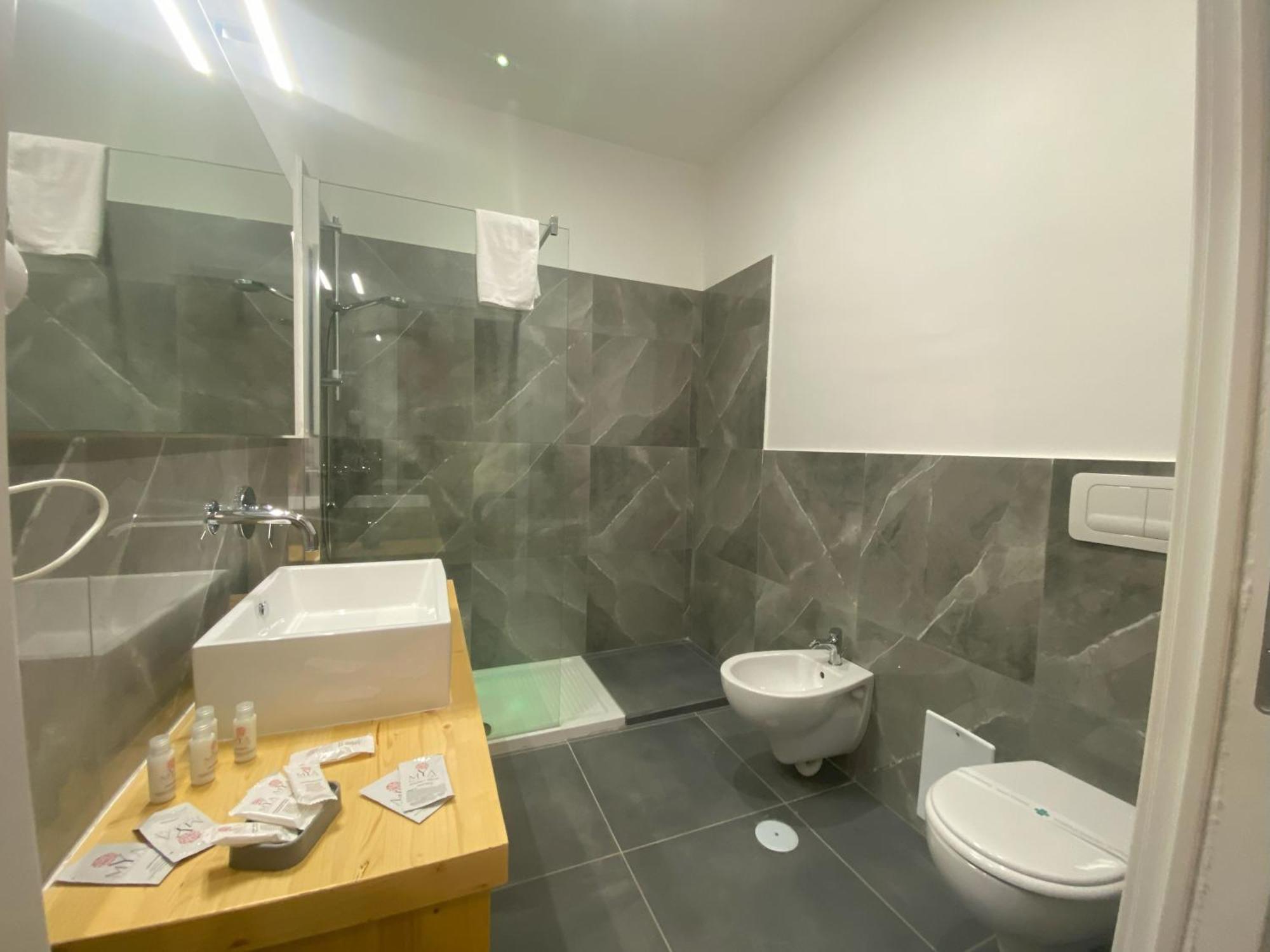 Be Italian Flat Sanfelice Ξενοδοχείο Νάπολη Εξωτερικό φωτογραφία