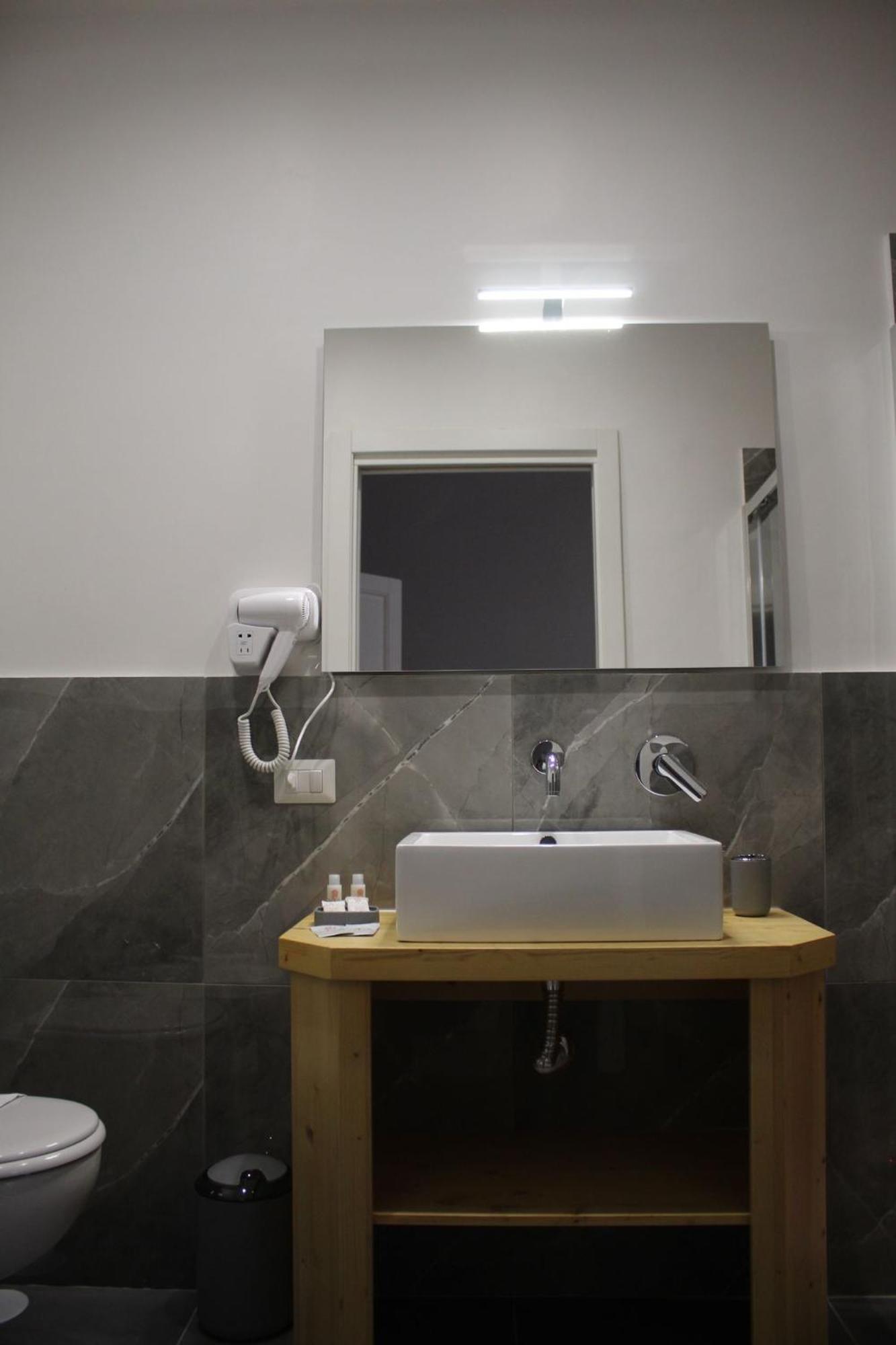Be Italian Flat Sanfelice Ξενοδοχείο Νάπολη Εξωτερικό φωτογραφία